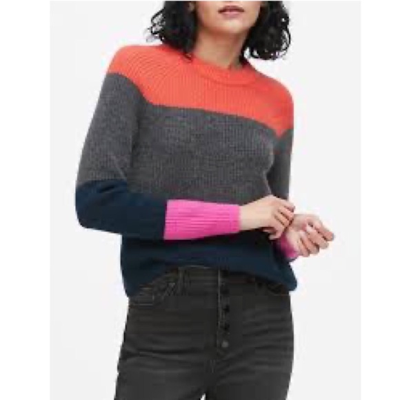 Aire Color Black Sweater NWT - Picture 2 of 8